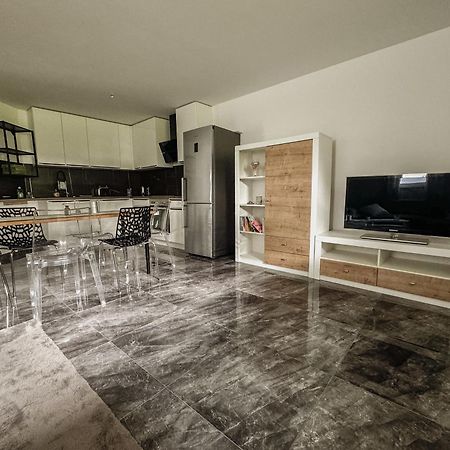 Gemuetliche Zentrale Unterkunft Mehring  Exterior foto
